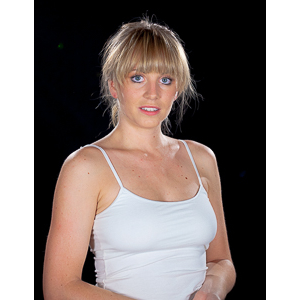 I met T'Lane through a session I shot for a friend of hers on Manhattan Beach. She was absolutely gorgeous and I was thrilled that she agreed to shoot with me.